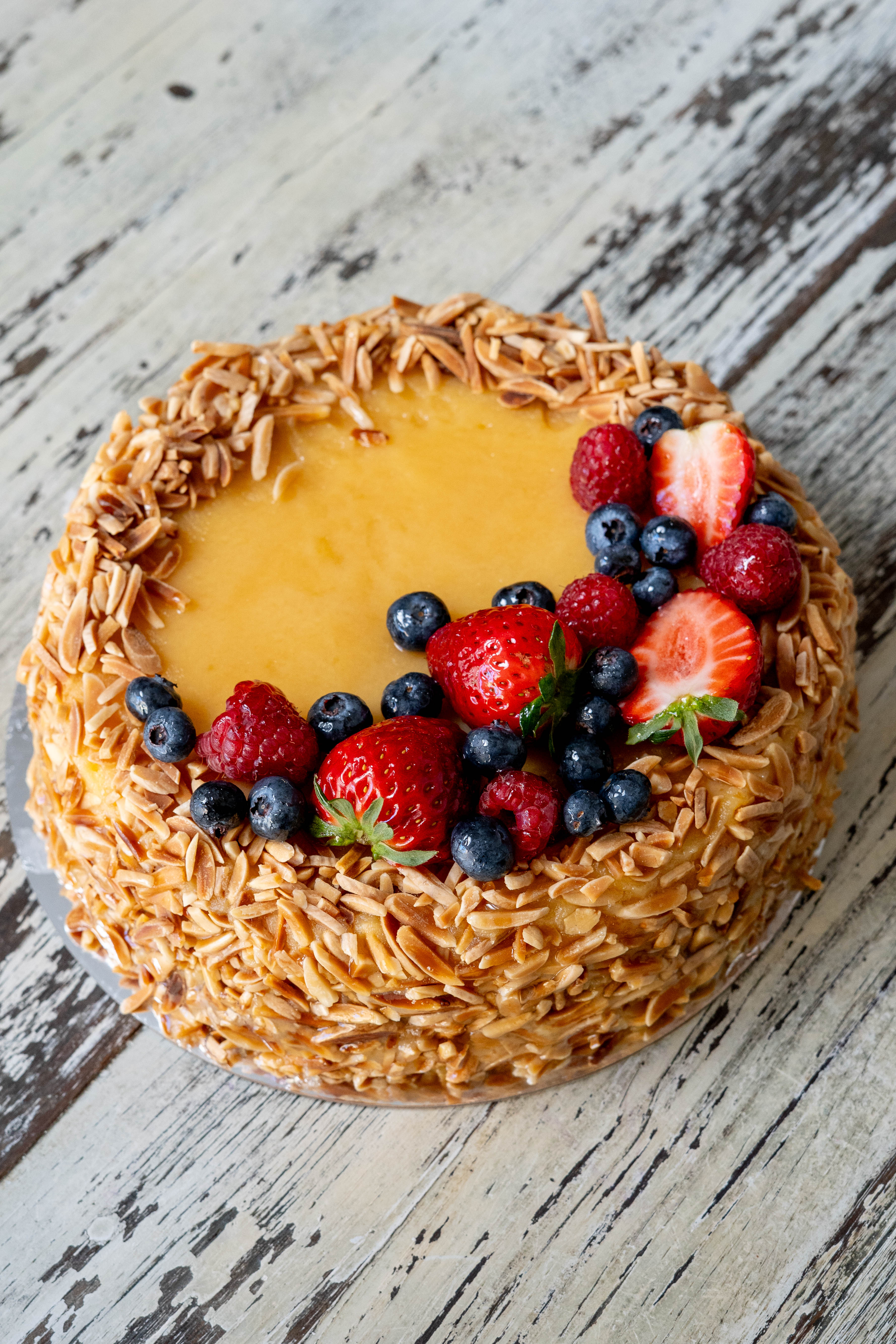 8" Portuguese Sponge Cake w Egg Jam