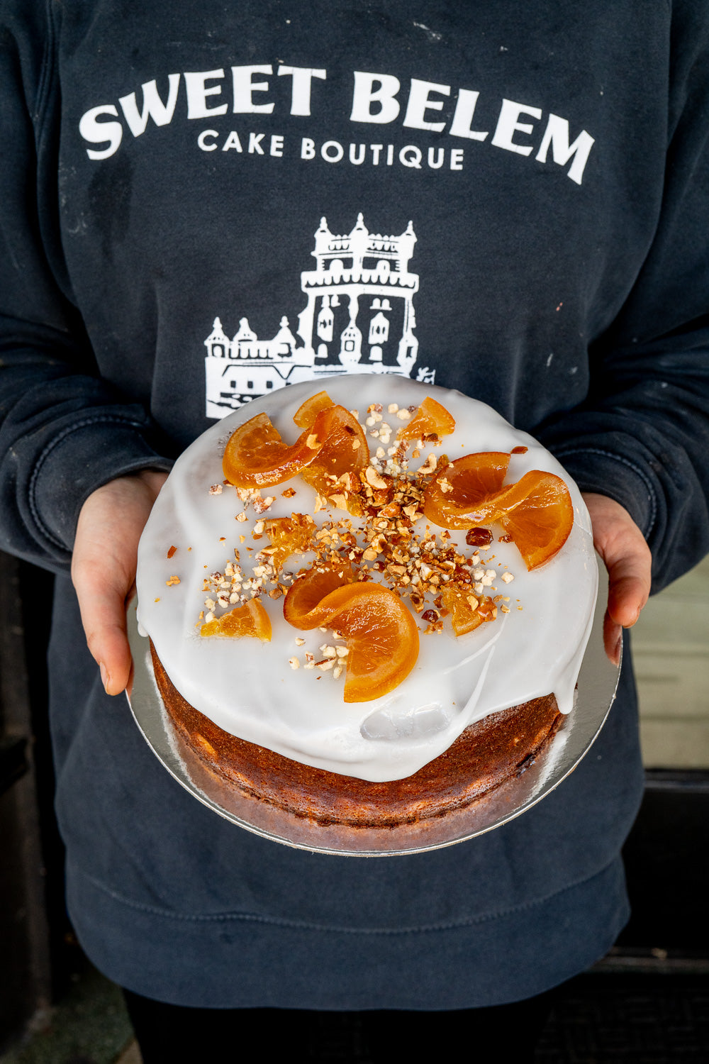 Orange Flourless w/White Fondant