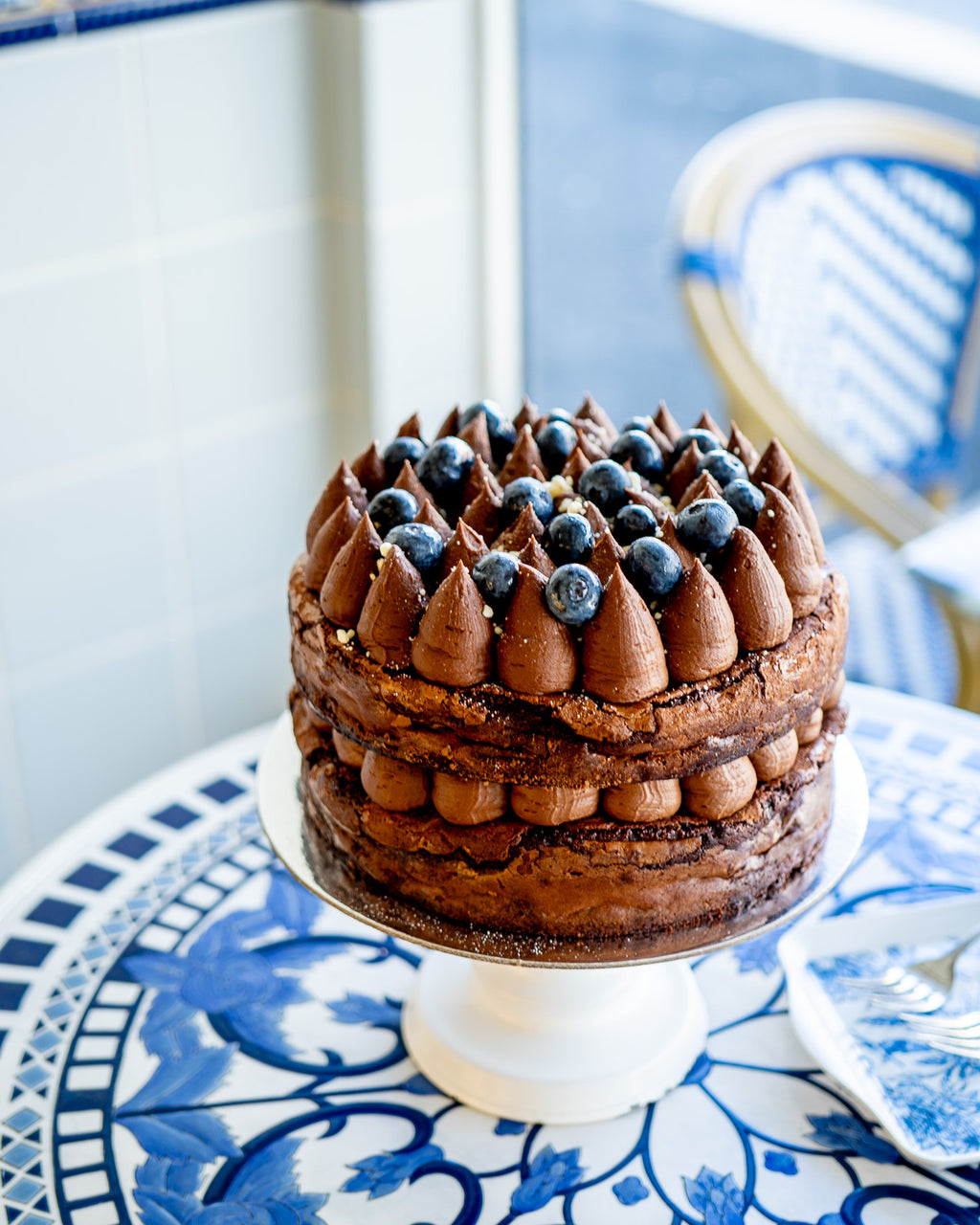 Chocolate Flourless Cake, Chocolate Ganache & Blueberries