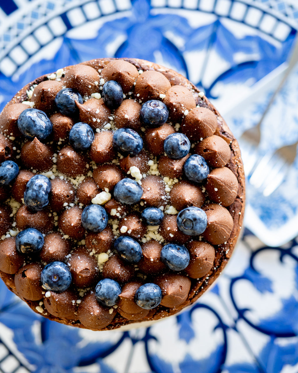 Chocolate Flourless Cake, Chocolate Ganache & Blueberries